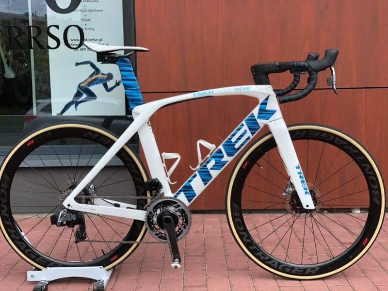 2023 Trek Madone SLR