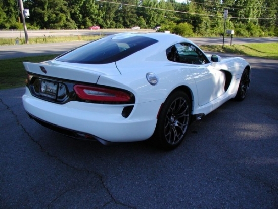 Dodge SRT viper gts 2013